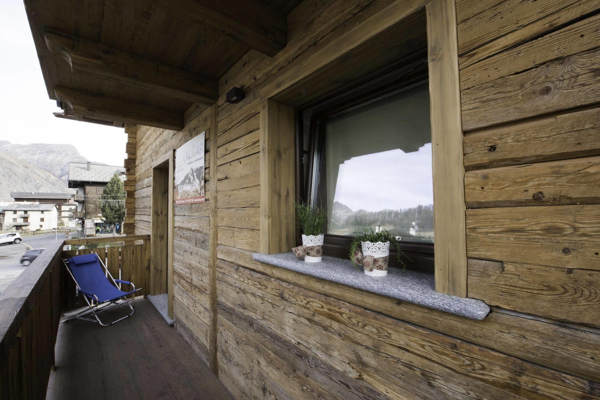 Appartamento Dina Livigno Luaran gambar